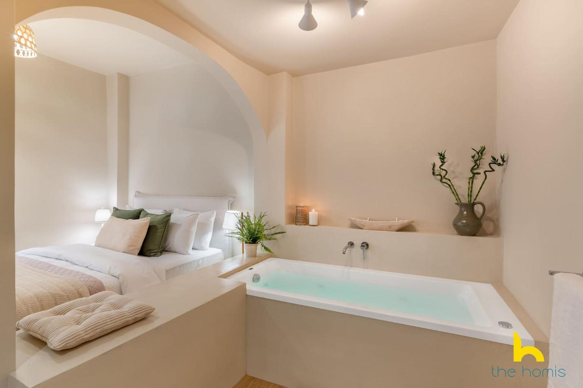 Romantic Luxury Hideaway Near Acropolis With Jacuzzi Atenas Exterior foto