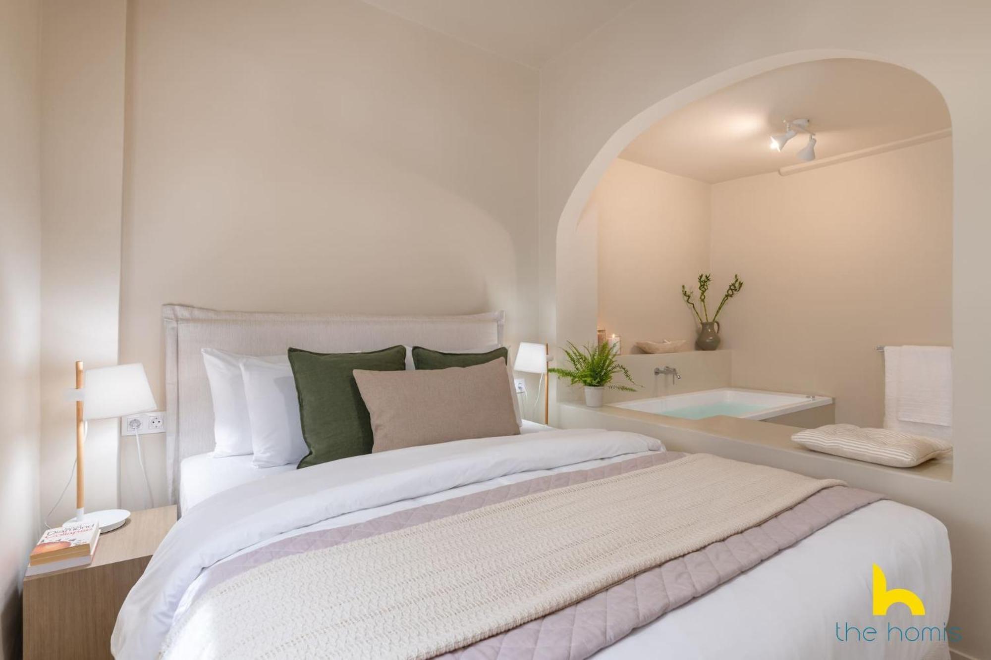 Romantic Luxury Hideaway Near Acropolis With Jacuzzi Atenas Exterior foto
