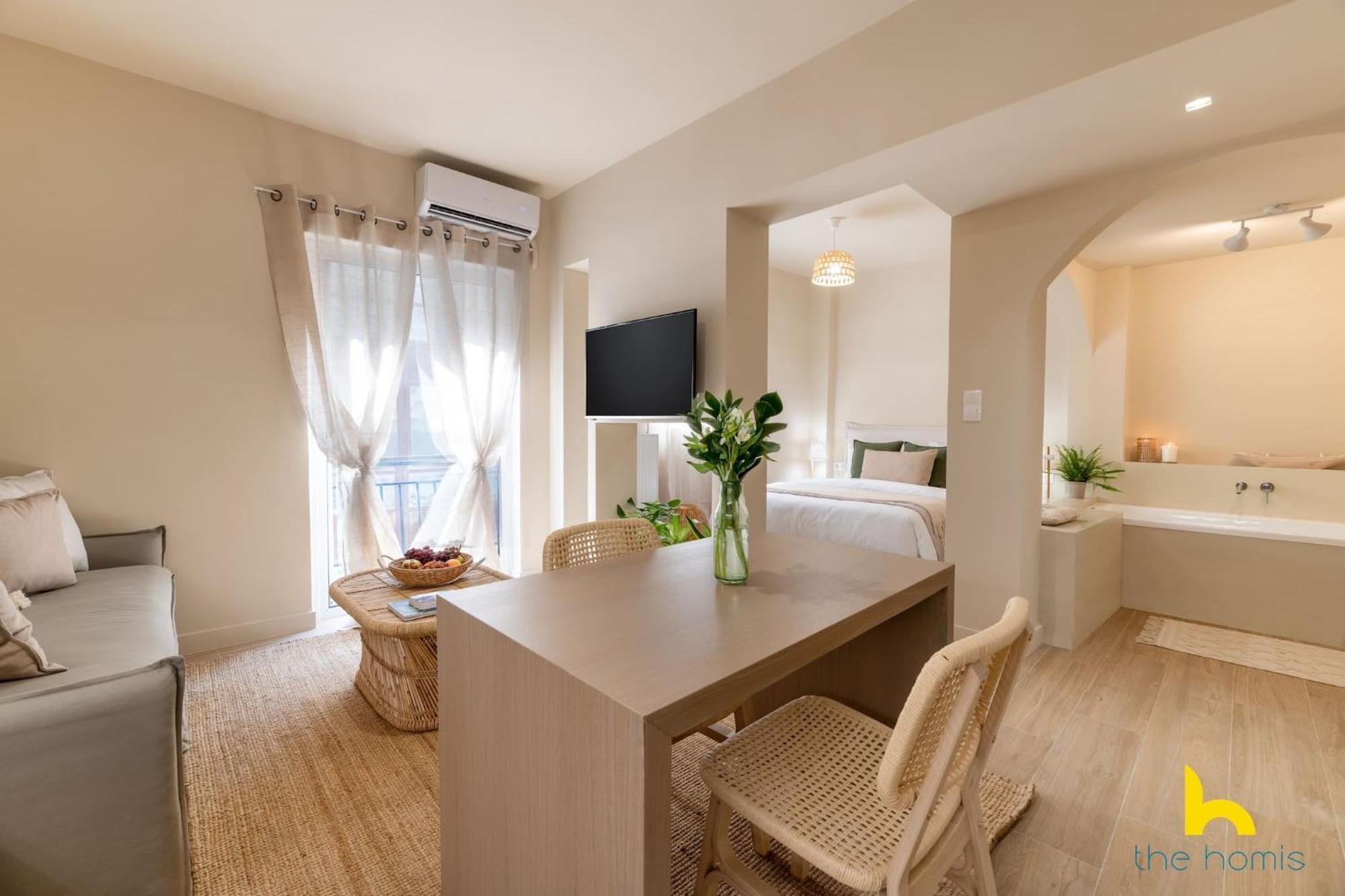 Romantic Luxury Hideaway Near Acropolis With Jacuzzi Atenas Exterior foto